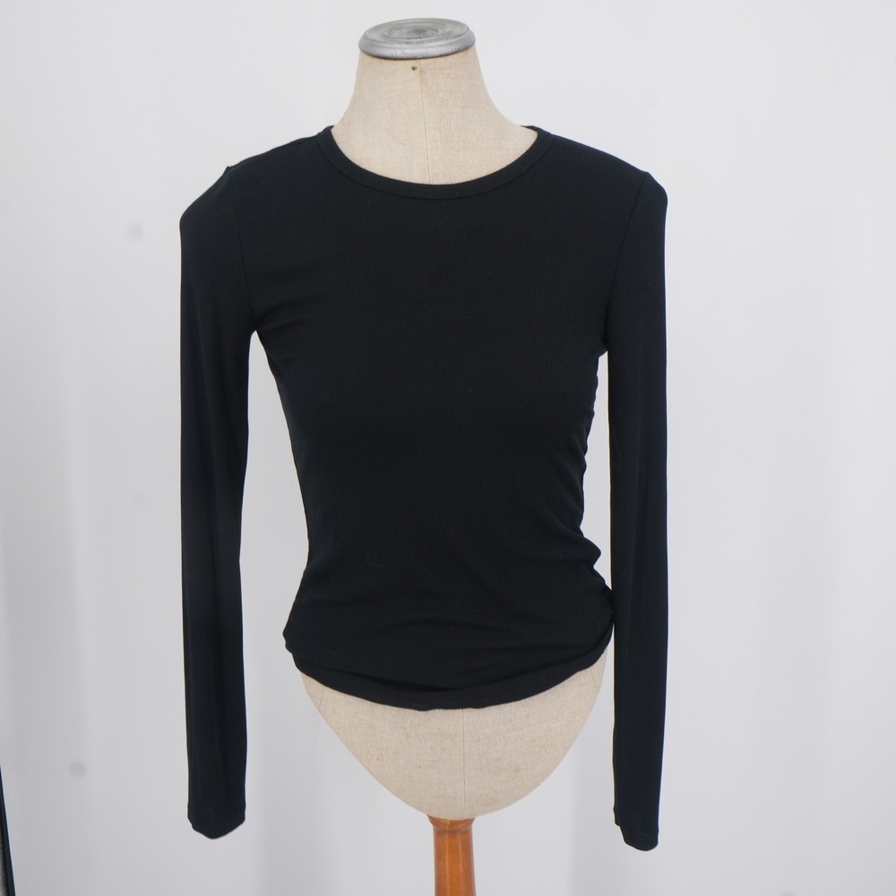 Aritzia Community Ribbed Top Women S Black Long Sleeve Crew Neck Curved Hem